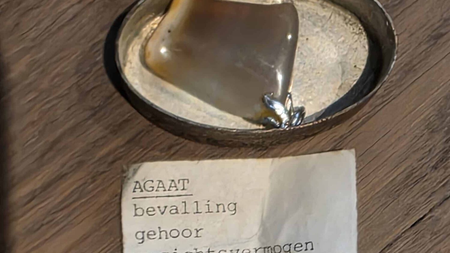 Onder het stof